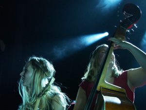 Hedvig Mollestad Trio feat Mats Gustafsson. Foto: Ruben Olsen Lærk